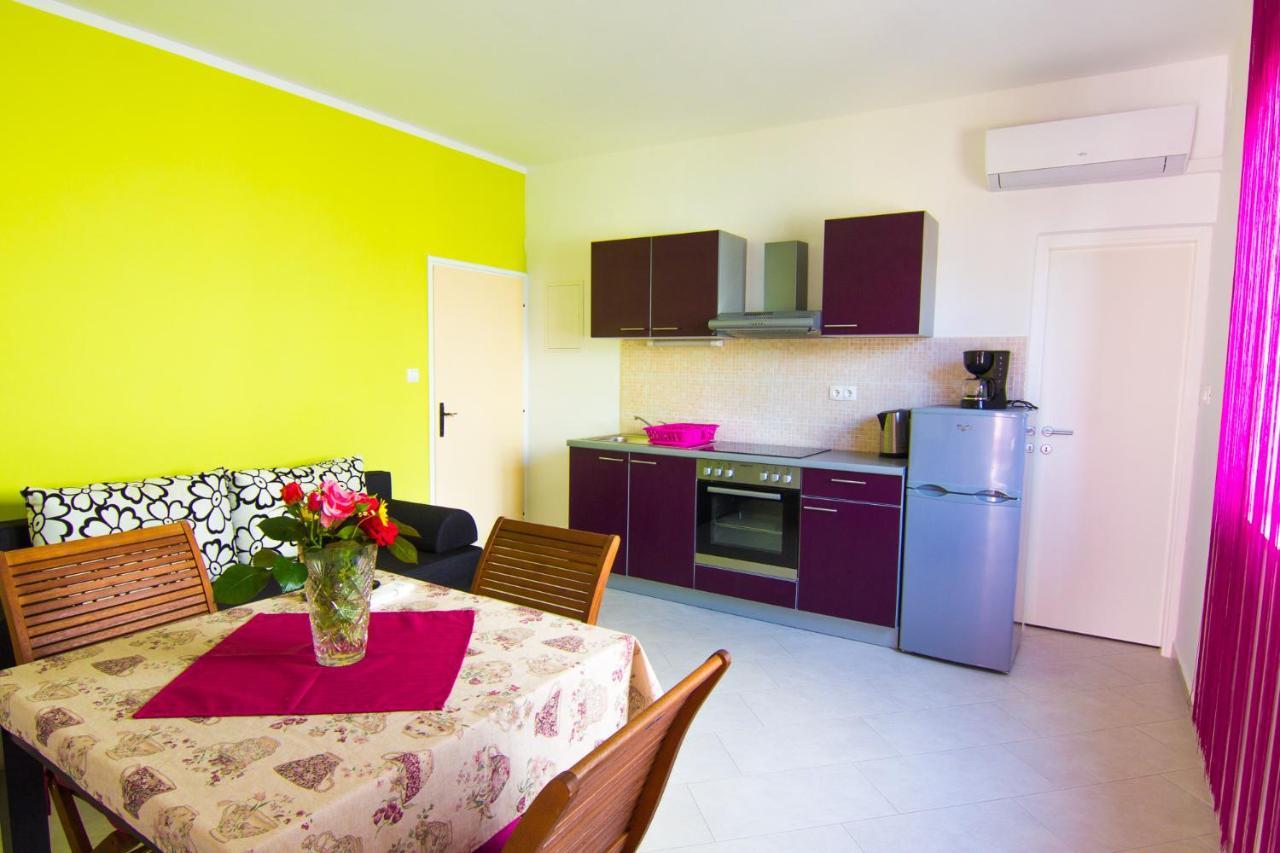 Apartment Kirby Krk Town Eksteriør bilde